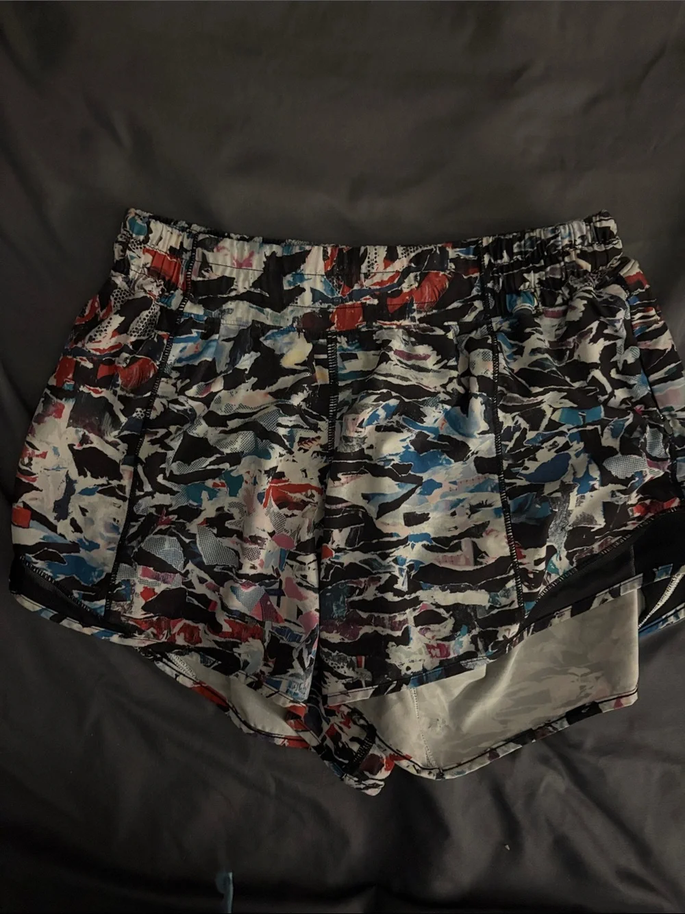 lululemon athletica Multicolor Abstract Print Running Shorts with Black Accents